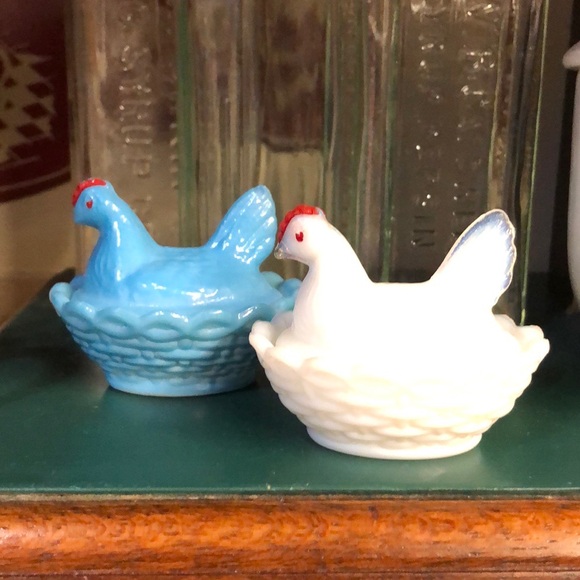 Vintage White Opaline Milk Glass Hen on Nest Salt Cellar WESTMORELAND - Picture 6 of 8